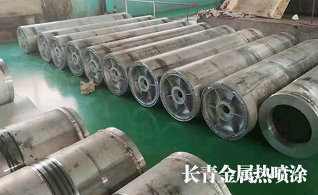 大面积钢结构件喷涂防腐施工